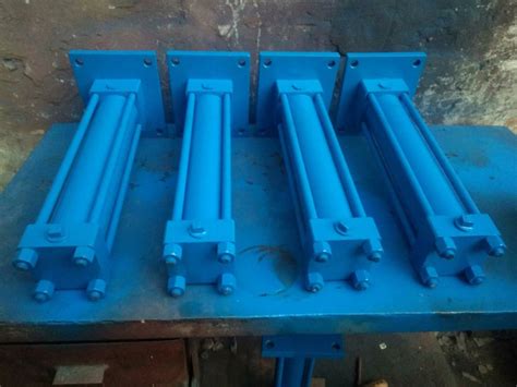 Mild Steel Tie Rod Hydraulic Cylinder For Industrial Capacity 1000