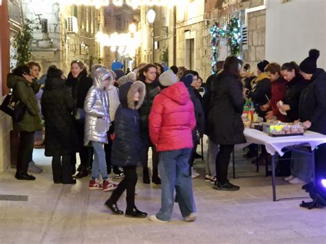 FOTOGALERIJA U Kalalargi održana donatorska večer za Plivački klub