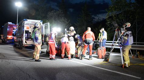 Rettungseinsatz Schwerer Motorradunfall auf Thierseer Landesstraße