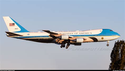 82 8000 United States Air Force Boeing 747 2g4b Vc 25a Photo By Sebastian Kissel Id 1352987