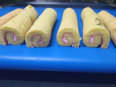 Elegant Swiss Roll Cake For Swiss Roll Cake Sponge Cake Rolling Machine