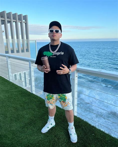 Jesús Ortiz Paz Outfit From August 15 2023 Whats On The Star