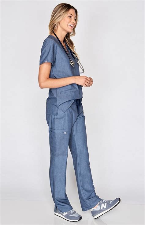 Womens Kade Cargo Scrub Pants™ Bonsai · Figs Medical Scrubs Outfit