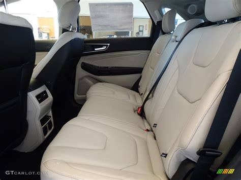 2019 Ford Edge Titanium AWD Interior Color Photos | GTCarLot.com