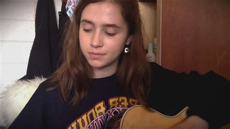 How To Play Bubble Gum By Clairo On Guitar – Mozart Project