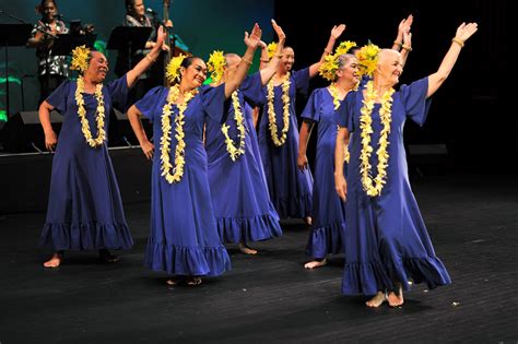 photo gallery center  international dance