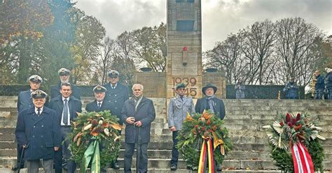 Zentrale Gedenkfeier Stadt Neunkirchen Zum Volkstrauertag