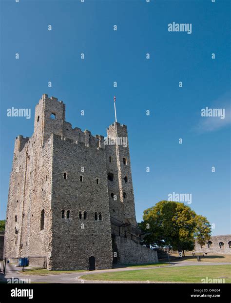 Siege of rochester castle hi-res stock photography and images - Alamy