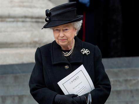 Pautado Funeral De Isabel Ii Para El De Septiembre Comunicar