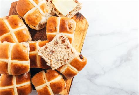 Best Supermarket Hot Cross Buns Revealed Mouths Of Mums