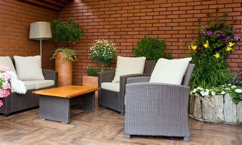 Outdoor Patio Table Decor Ideas - Home E Touch