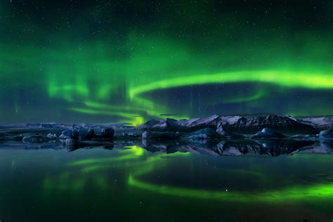 Aurora Borealis In Iceland Northern Lights Northern Lights Wallpaper