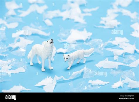 Plastic Fox Hi Res Stock Photography And Images Alamy