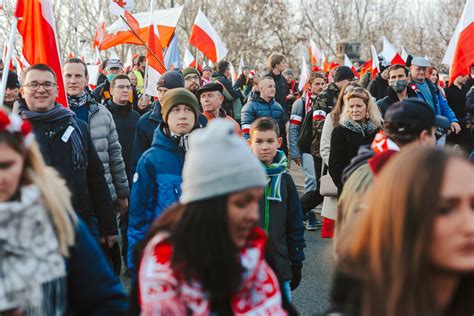 11 listopada 2021 103 rocznica odzyskania niepodległości Marsz