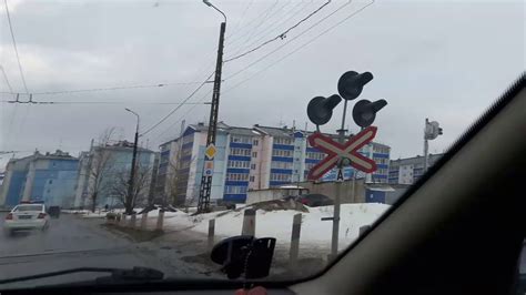 Проезд через ☝️железнодорожный переезд. - YouTube