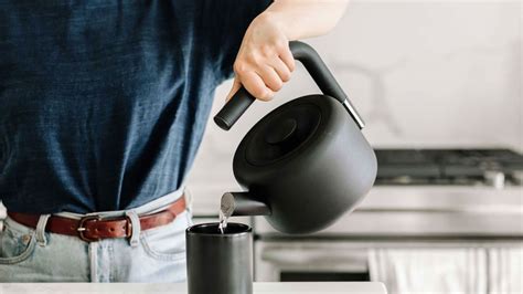 The Best Stovetop Kettles 8 Top Buys Suitable For Gas Electric And