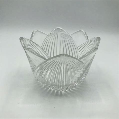 Mikasa Frosted Crystal Floral Pattern Fluted Edge Compote Bowls - Bowl ...