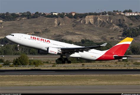 Ec Mmg Iberia Airbus A Photo By Alexander Gill Id