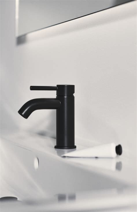Ceraline | Collections | Ideal Standard