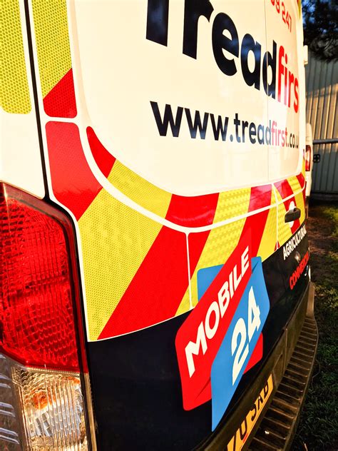 Vehicle Graphics Newton Press
