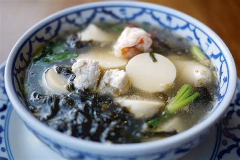 Seaweed Soup With Egg Tofu Nur Wanita Restaurant