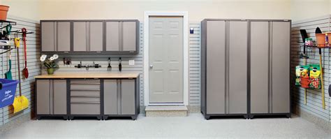 5 Smart Garage Cabinet Ideas For Easy Organization