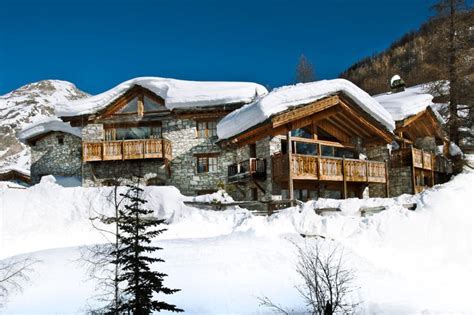 Best Luxury Ski Chalets Holidays In Val D Isere Leo Trippi