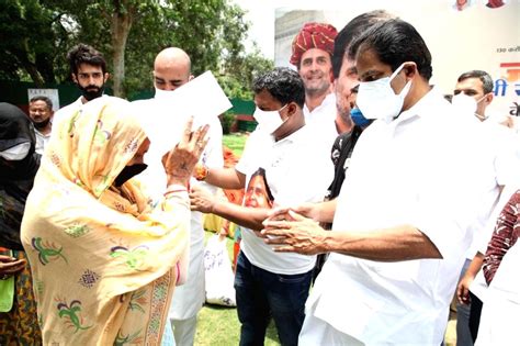 Free Photo New Delhi Indian Youth Congress Celebrated Rahul Gandhi S Birthday As Seva Day