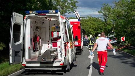 69 jähriger Autofahrer stirbt bei Unfall nahe Sömmerda