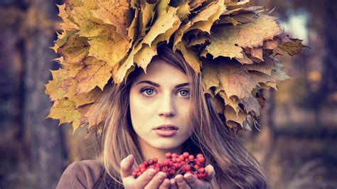 Wallpaper Sunlight Fall Leaves Women Outdoors Model Berries