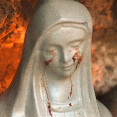 Le Chapelet Des Larmes De Sang De La Vierge Marie Avec Marie