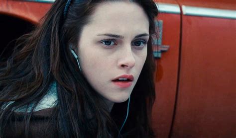 Kristen Stewart Talks About Twilight And Says It S A Very Gay Movie