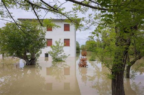 Alluvione In Emilia Romagna Il Dramma Dei Morti L Acqua Ha