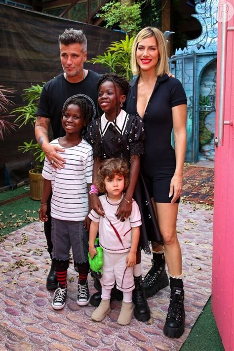 Foto Bruno Gagliasso E Giovanna Ewbank Comemoraram Os 10 Anos Da Filha