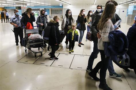 Aeroporto de Lisboa já tem 36 voos cancelados para este domingo