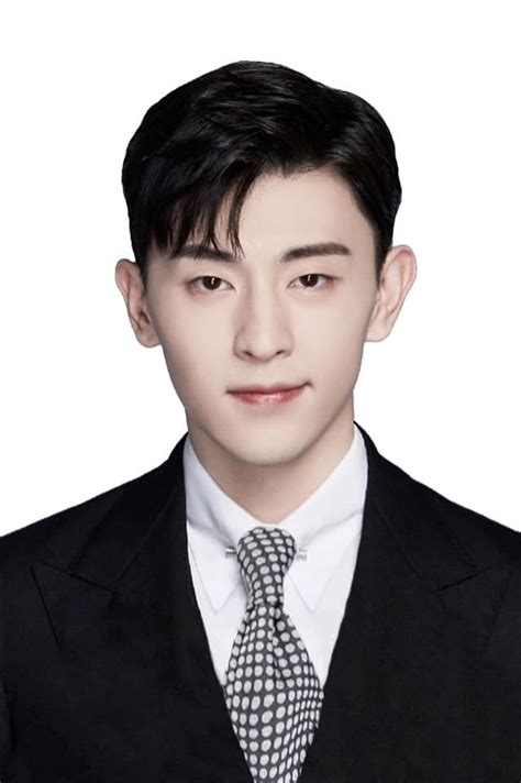 Pin By Yennie Widjaja On Deng Lun Celebrities Male Asian Actors Actors