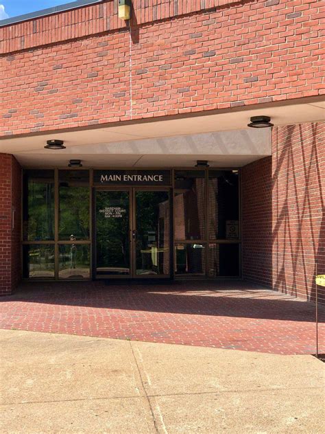 Entryway Of Plymouth County District Courthouse In Wareham