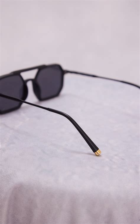 Black Thick Frame Angled Aviator Sunglasses Prettylittlething