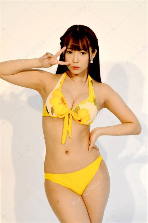 La Estrella Japonesa Yua Mikami Ex Miembro Del Grupo Japon S Ske