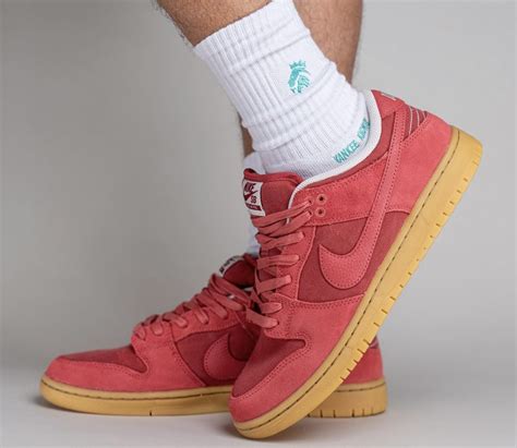 Nike Sb Dunk Low Adobe Asakusa Sub Jp