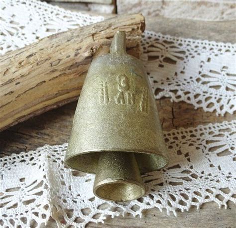 Vintage Cow Bell With Bell Clapper Bronze Bell Primitive Collectible