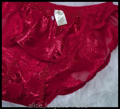 NOS Vintage SHINY String Bikini PANTIES Red SATIN Lac Gem