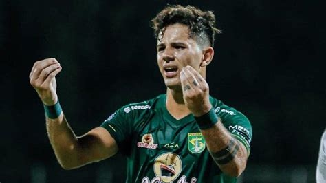 Berita Persebaya Populer Hari Ini Fakta Menarik Bruno Moreira