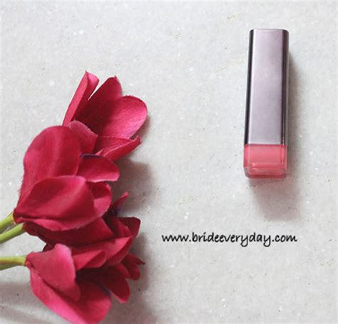 Covergirl Lip Perfection Lipstick Temptress 400 Review Swatch