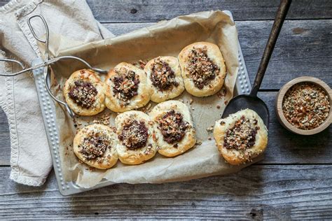 Venison Kolaches With Pretzel Thyme Streusel Jess Pryles Recipe