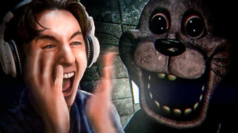 Fnaf Graveyard Shift At Freddy S Is Horrifying Youtube