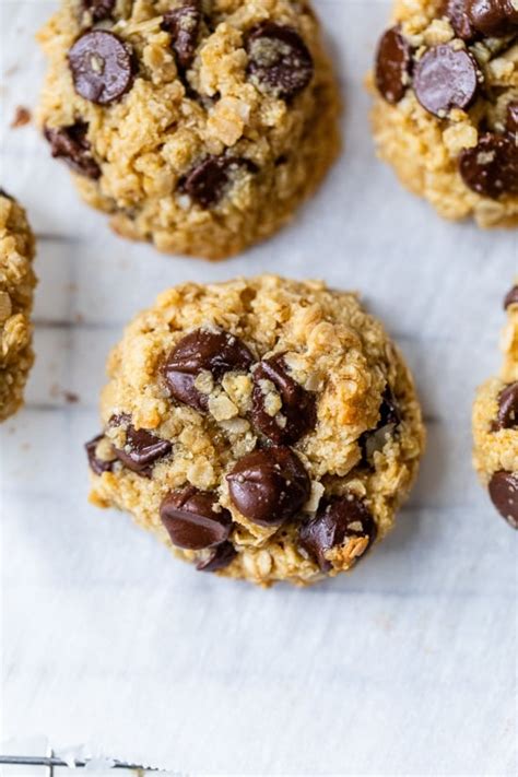 Healthy Chocolate Chip Oat Cookies - Skinnytaste