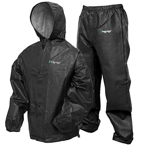 10 Best Breathable Rain Jacket For Men Of 2022 – Aids Quilt