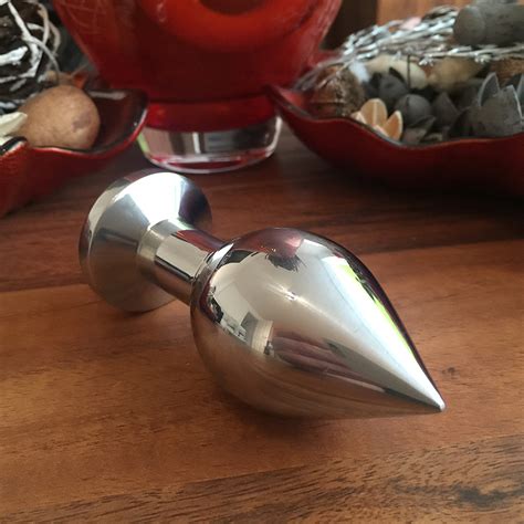Lumunu Deluxe Steel Plug With Crystal The Big Gay Review