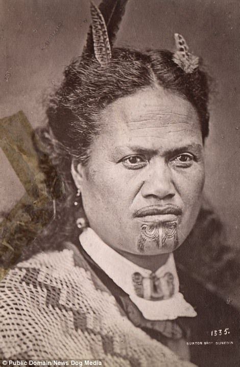 Portraits Show Last Traditionally Inked Maori Women Of Nz Daily Mail